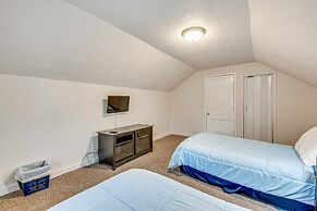 Cozy Atlanta Abode Near Theme Parks, Golf & Shops