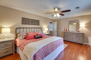 Serene Lake Hamilton Hideaway w/ Private Dock