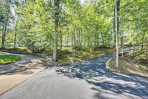 Serene Lake Hamilton Hideaway w/ Private Dock