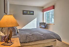 Cabin < 2 Mi to Tahoe Donner Downhill Ski Resort