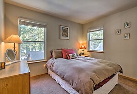 Cabin < 2 Mi to Tahoe Donner Downhill Ski Resort