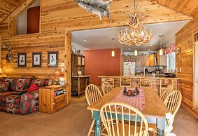 Cabin < 2 Mi to Tahoe Donner Downhill Ski Resort