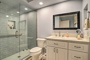 Palm Desert Country Club Home w/ Pool Access!