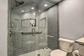 Palm Desert Country Club Home w/ Pool Access!