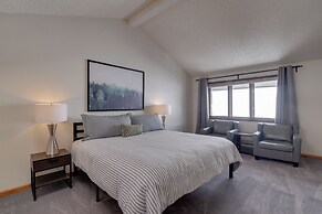 Balcony & Ski Slope Views: Idyllic Granby Condo!