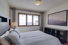 Balcony & Ski Slope Views: Idyllic Granby Condo!