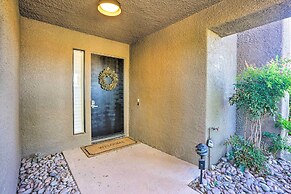 Quiet Palm Desert Condo: Workspace & Pool Access!