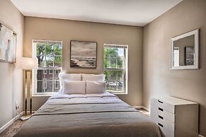 Midtown Baltimore Hub Half Mi to Penn Station