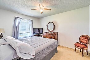 Sunny Home in The Villages w/ Lanai & Pool Access!