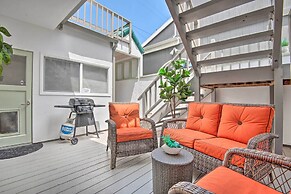 Beachfront Malibu House w/ Sauna & Ocean-view Deck