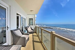 Beachfront Malibu House w/ Sauna & Ocean-view Deck