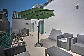 Beachfront Malibu House w/ Sauna & Ocean-view Deck