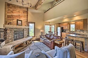 3-story Home w/ Balcony ~ 6 Mi to Winter Park!