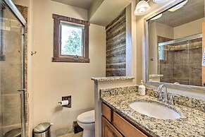 3-story Home w/ Balcony ~ 6 Mi to Winter Park!