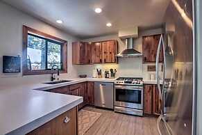 Tahoe Donner Retreat w/ Decks & Lake Access!