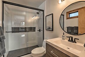 Tahoe Donner Retreat w/ Decks & Lake Access!