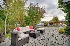 Family Home on Lake Chelan With Mtn + Lake View!