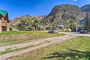 Updated Mtn Home w/ Deck on Uncompahgre River