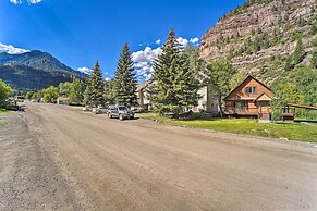 Updated Mtn Home w/ Deck on Uncompahgre River