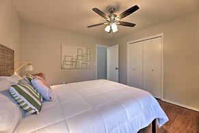 Modern Fayetteville Home < 1 Mi to U of A!