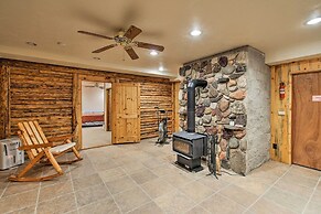 Valders Log Home Near EEA Air Show & Sheboygan!