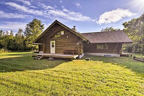 Valders Log Home Near EEA Air Show & Sheboygan!