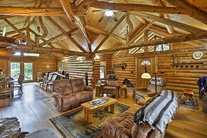 Valders Log Home Near EEA Air Show & Sheboygan!