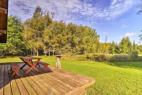 Valders Log Home Near EEA Air Show & Sheboygan!