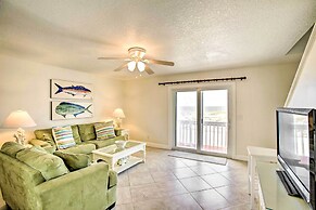 Bright Fernandina Beach Townhome: Walk to Ocean!