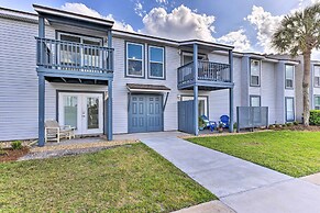 Quaint Condo < Half-mi to Fort Clinch Beach!