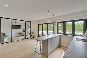 Alluring Hampton Bays Hideaway < 2 Mi to Beach!