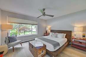 Alluring Hampton Bays Hideaway < 2 Mi to Beach!