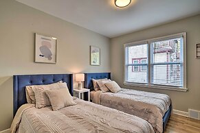 Cozy Home: Wifi, Parking, 5 Mi to Dtwn Mpls!
