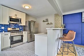 Cozy Home: Wifi, Parking, 5 Mi to Dtwn Mpls!