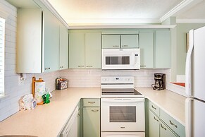 Gulf Shores Condo: Private Community Beach Access