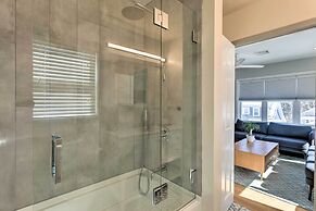 Renovated Barrington Cottage w/ Beach Access!