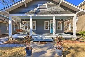 Renovated Historic Home w/ Yard: 2 Mi to Dtwn