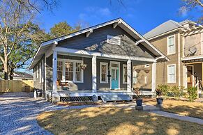 Renovated Historic Home w/ Yard: 2 Mi to Dtwn