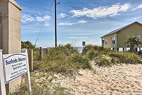 Cute & Cozy Gulf Shores Bungalow: 1/2 Mi to Beach!