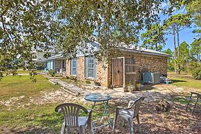 Cute & Cozy Gulf Shores Bungalow: 1/2 Mi to Beach!