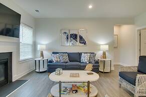 Covered Patio, Grill & Hammock: Frankford Home!