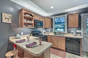 Charming Lambertville Retreat - 1 Mi to River!