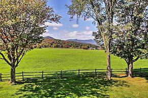 Stowe Vacation Rental w/ Deck & Mountain Views!