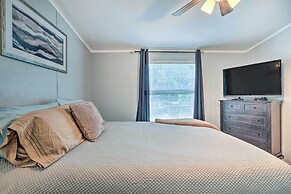 Mt Pleasant Retreat w/ Grill: 10 Mi to Beach