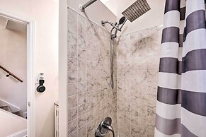 2 Mi to Churchill Downs: Louisville Home!