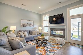 Screened Porch, Outdoor Shower: Millville Villa