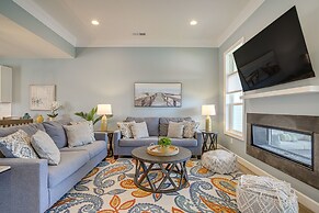 Screened Porch, Outdoor Shower: Millville Villa