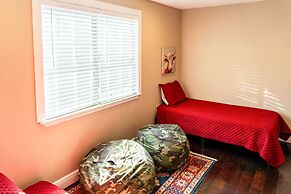 Spacious New Braunfels Escape w/ Private Deck!