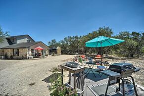 Family Friendly Hill Country Home: 13 Mi to Lake!
