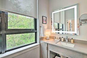 Stunning Austin Retreat w/ Pool, 5 Mi to Downtown!